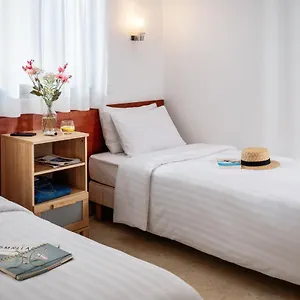 Résidences Les Jardins Et Terrasses De Rockroum Appart hôtel